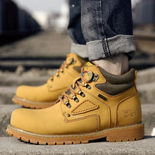 Load image into Gallery viewer, New Men's Genuine Leather Work Safety Boots Men's Warm Snow Boots
