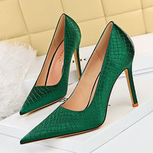 Load image into Gallery viewer, Women 10.5cm High Heels Silk Pumps Wedding Bridal Green Stiletto
