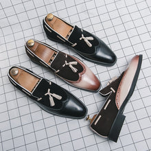 Load image into Gallery viewer, Men Shoes Fashion Pointed Leather Shoes, Casual and Luxury Brand
