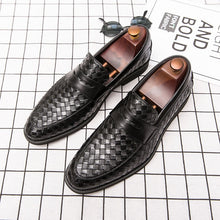 Load image into Gallery viewer, 2023 Italian Loafers Men Casual Shoes Luxury Brand Shoes For Men