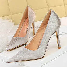 Load image into Gallery viewer, Women 10.5cm High Heels Silk Pumps Wedding Bridal Green Stiletto