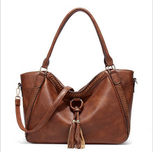 Load image into Gallery viewer, AFKOMST New women bag  solid color leather handbag One shoulder bag
